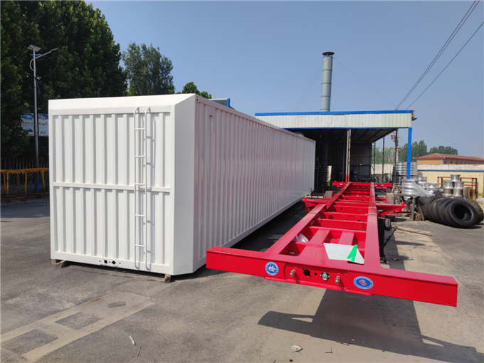 駕駛半掛車的十個(gè)危險(xiǎn)瞬間及應(yīng)變方法